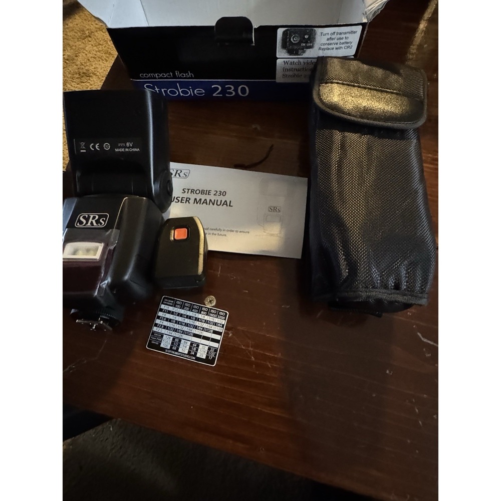 Strobie 230 Camera Flash